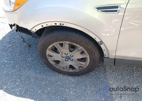 2015 Ford Escape S z USA, uszkodzony, nr VIN 1FMCU0F79FUA87965